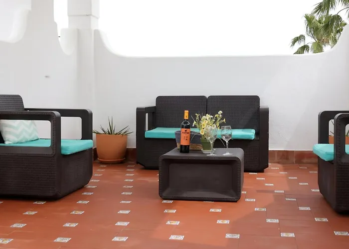 Apartment With Sea Views In La Cala De Mijas